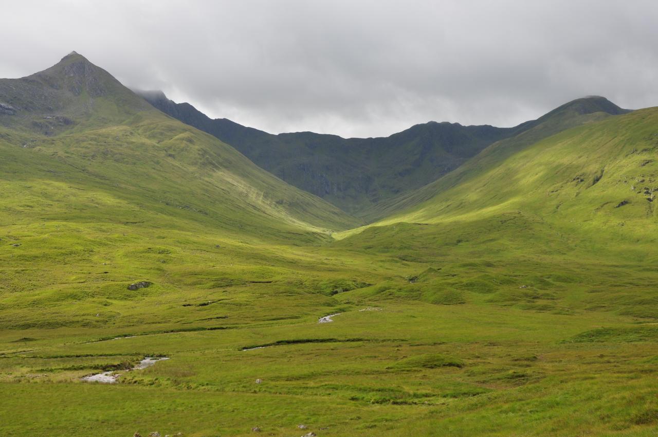 Les Five Sisters et le Glen Shiel/ The Five Sisters and the Glen Shiel