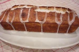 Banana loaf glazed 724ko