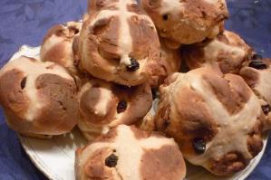 Hot cross buns